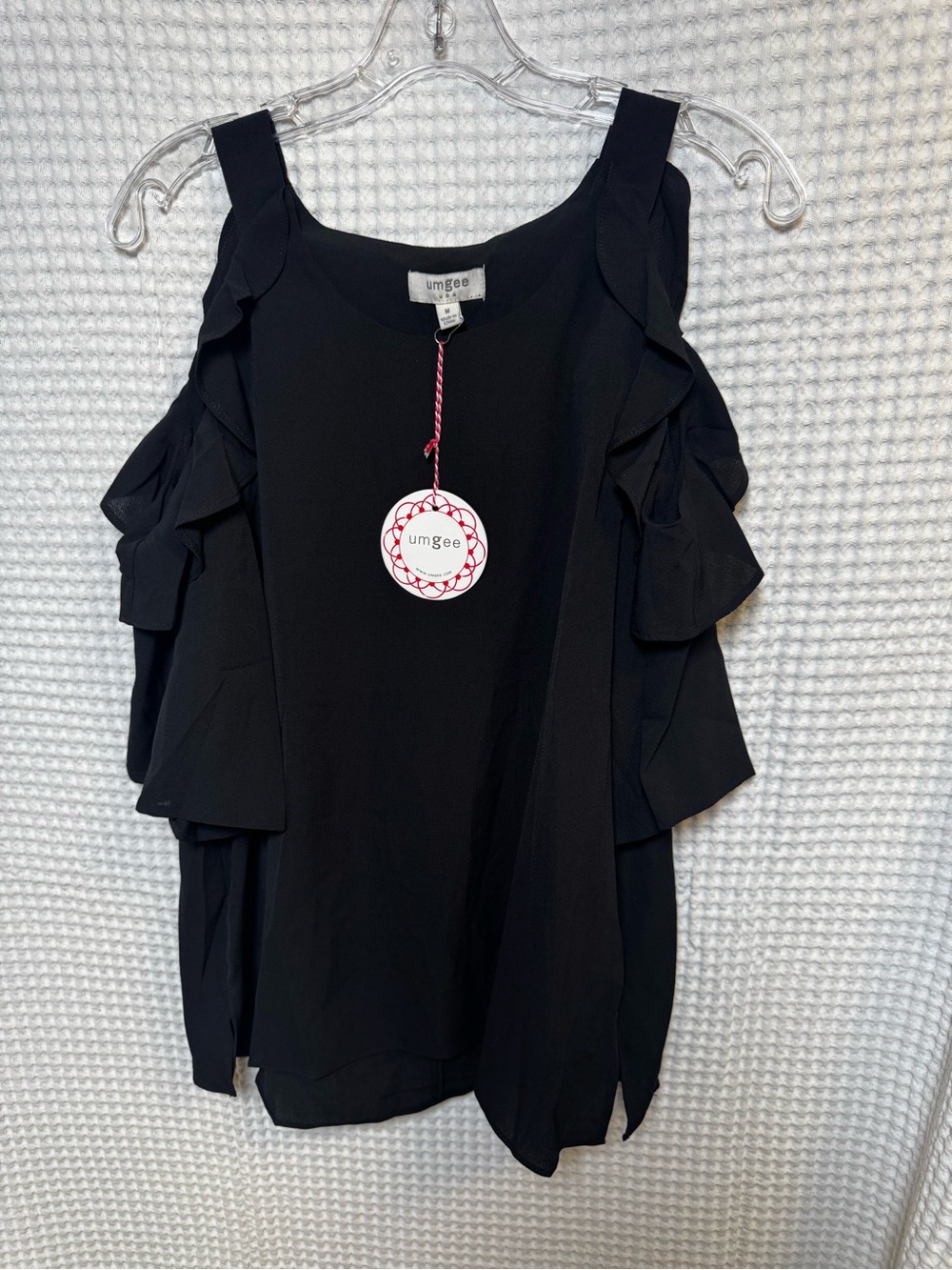 Umgee NWT Black Ruffle Cold-Shoulder Tiered Blouse, Size Medium